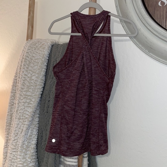 Lululemon tank - Picture 2 of 5